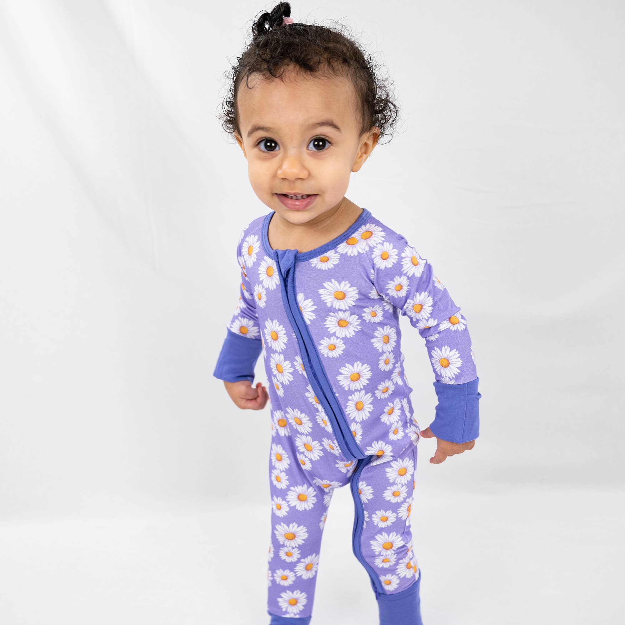 Beautiful Daisy Baby Bamboo Pajamas, 2-Way Zipper Romper